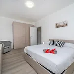 Apartamento Guesthost - Marino's