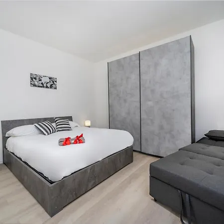 Appartement Guesthost - Marino's Udine