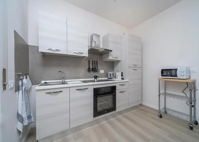 Guesthost - Marino's * Udine