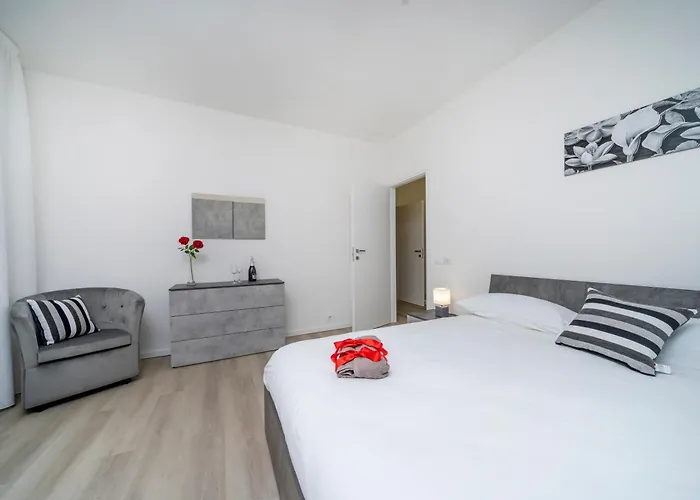 Guesthost - Marino's Apartamento Udine