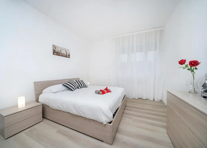 Apartamento Guesthost - Marino's